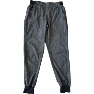 Lululemon women’s gray jogger pants size 6